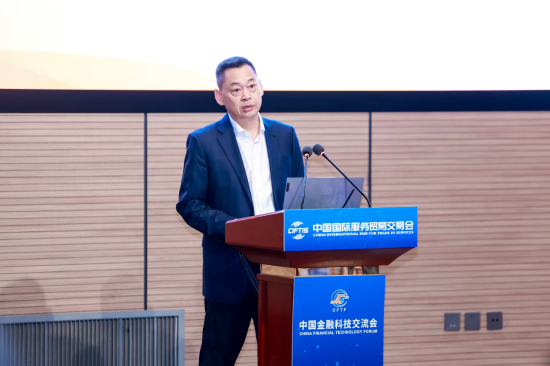 邢炜:稳妥有序推进人工智能应用 提升银行业服务实体经济质效