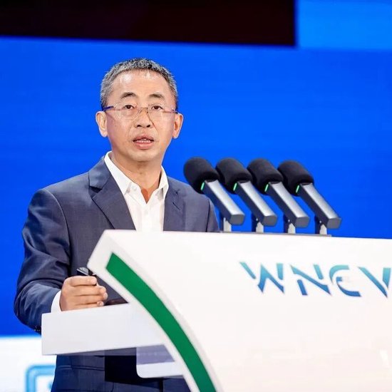 以“转型升级·韧性增长	”为主题，WNEVC 2026全景概览
