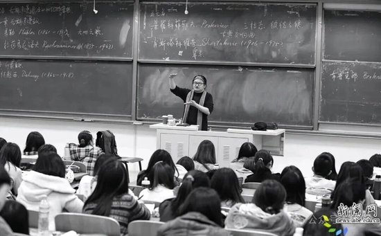 从教32年，刘欢终其一生只是副教授